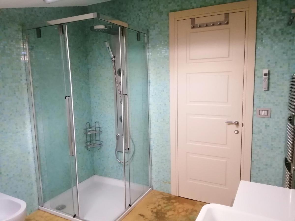 فندق Just Blue Montesilvano Marina المظهر الخارجي الصورة