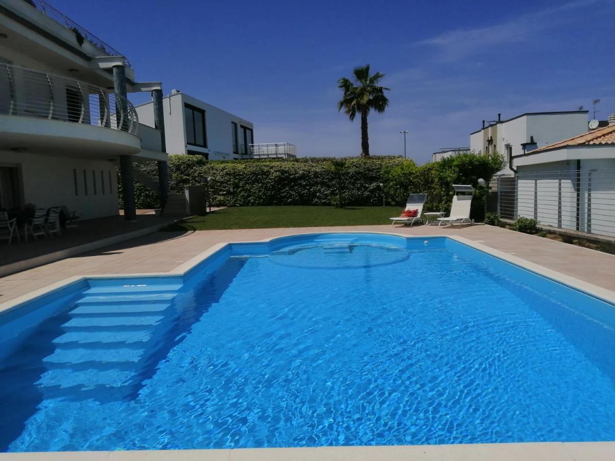 فندق Just Blue Montesilvano Marina المظهر الخارجي الصورة